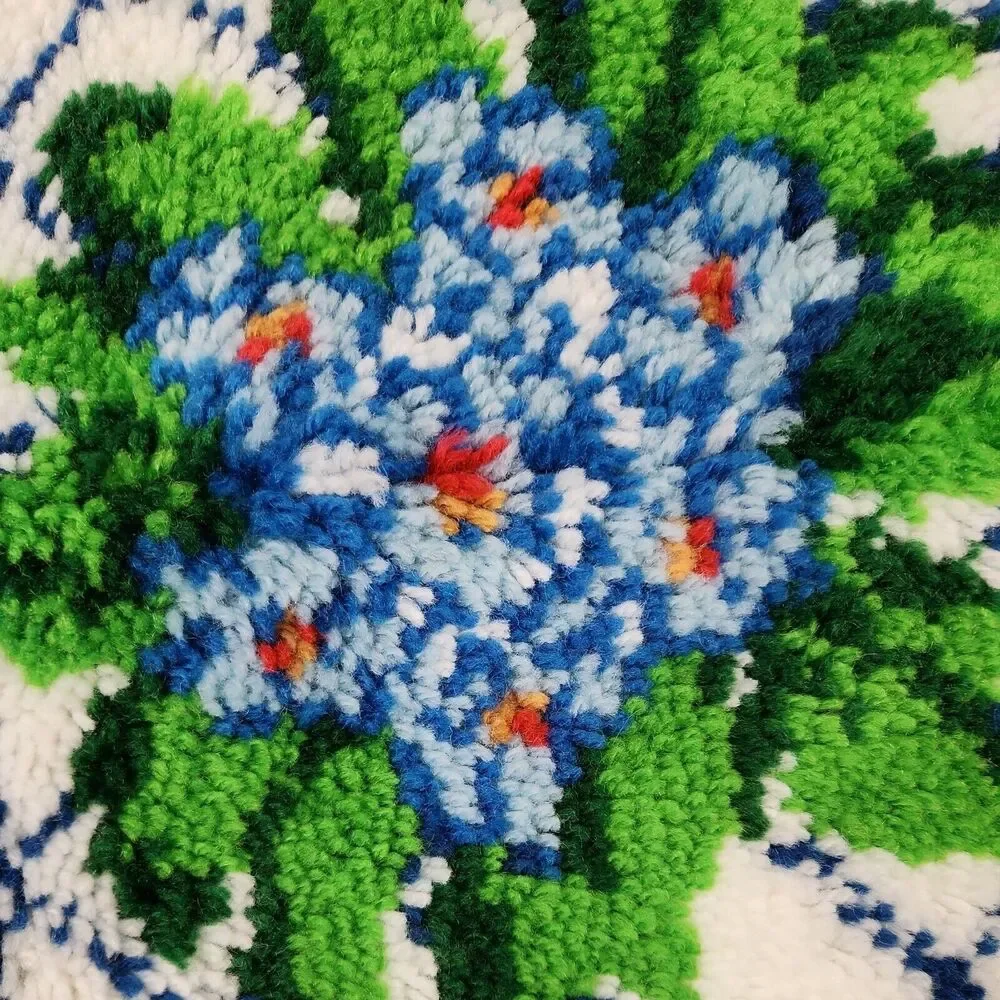 Vintage Completed Latch Hook Rug Flower Rectangle Wall Hanging Cottage Art 27x20